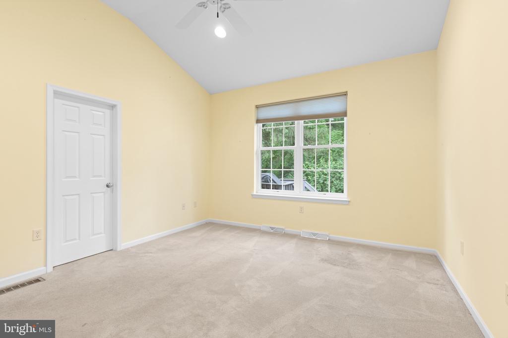 1816 WINDSONG LANE