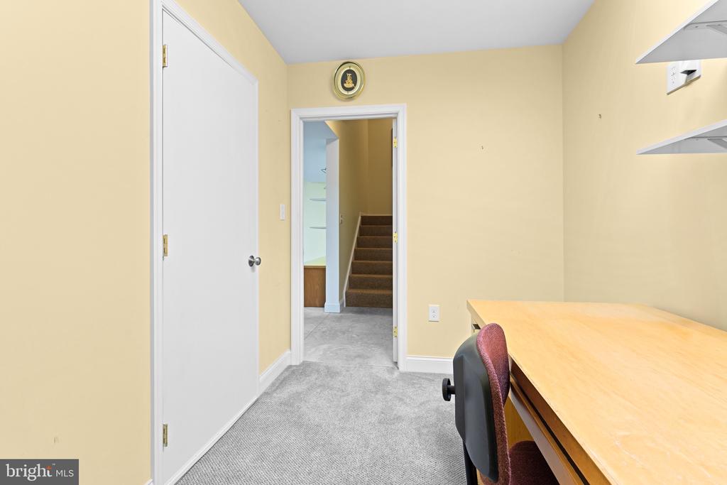 1816 WINDSONG LANE