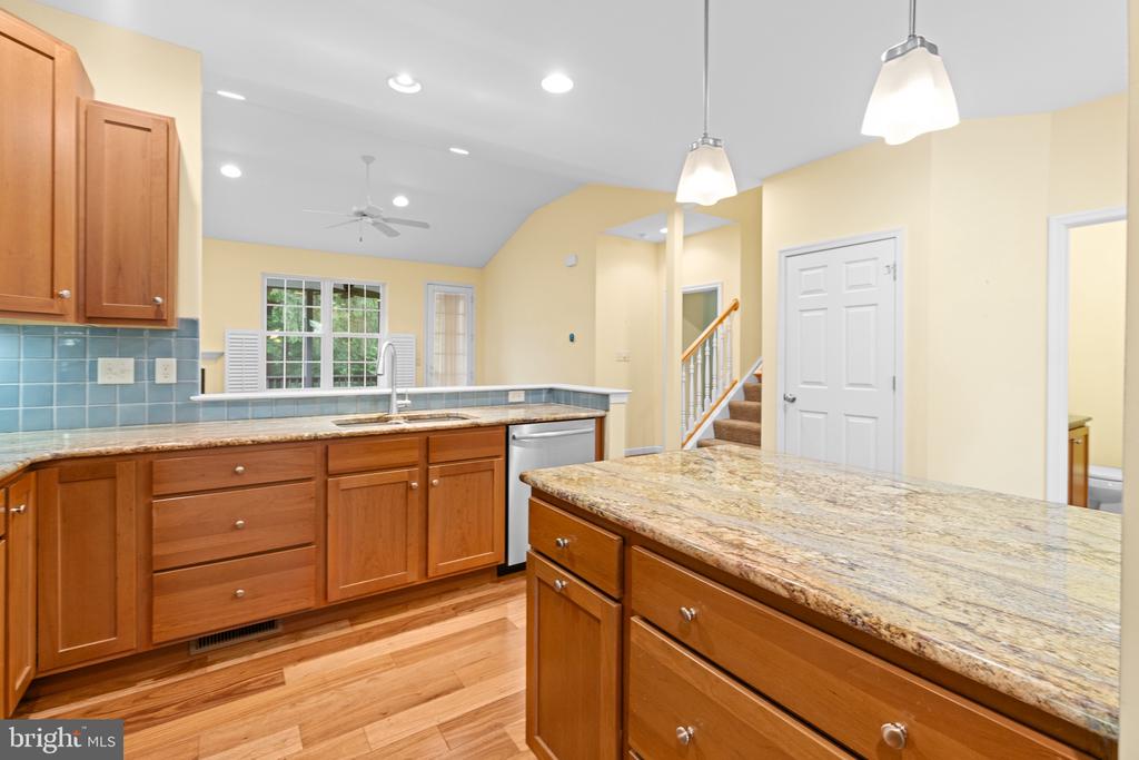 1816 WINDSONG LANE