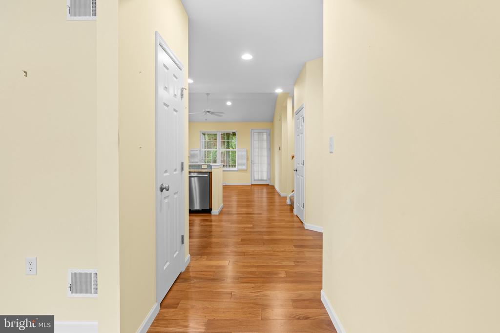 1816 WINDSONG LANE