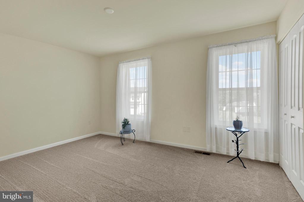 413 DARLINGTON COURT