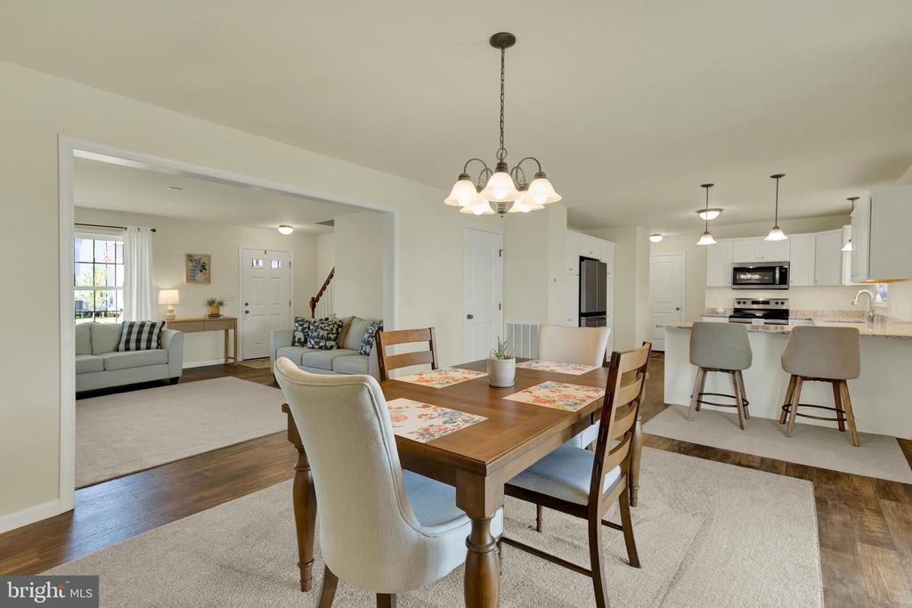 413 DARLINGTON COURT