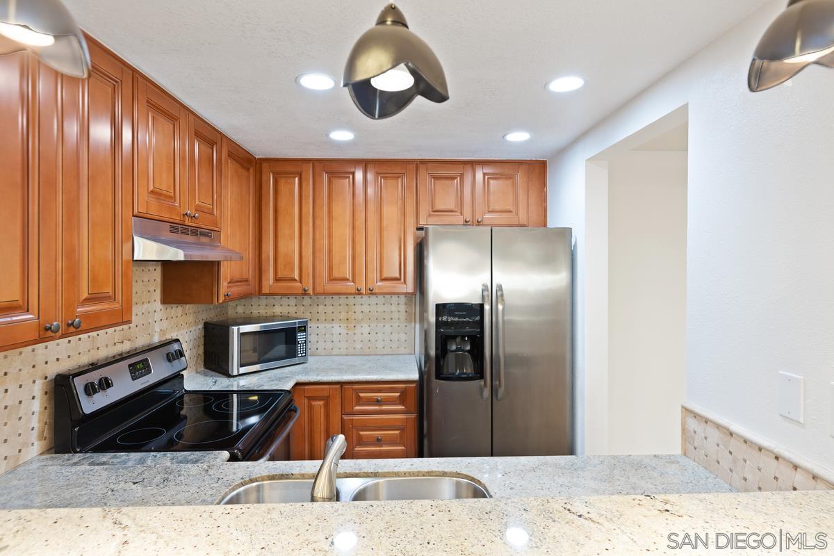 3078 Broadway Unit: 103