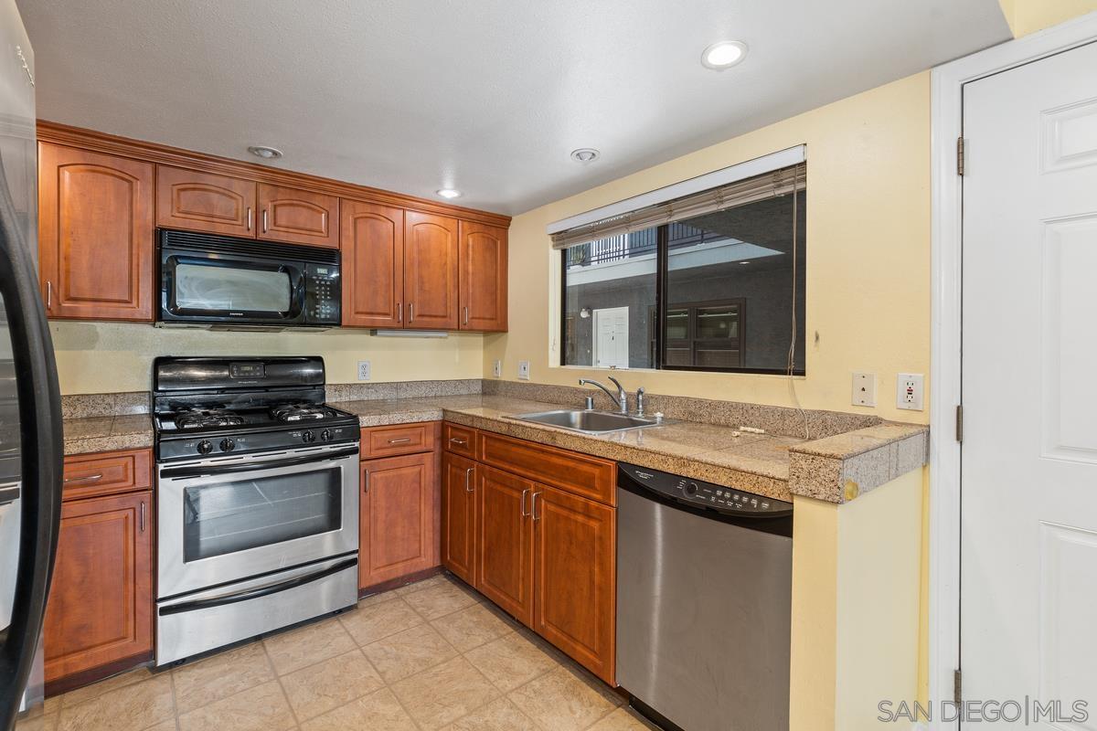 4375 37th St Unit: 6