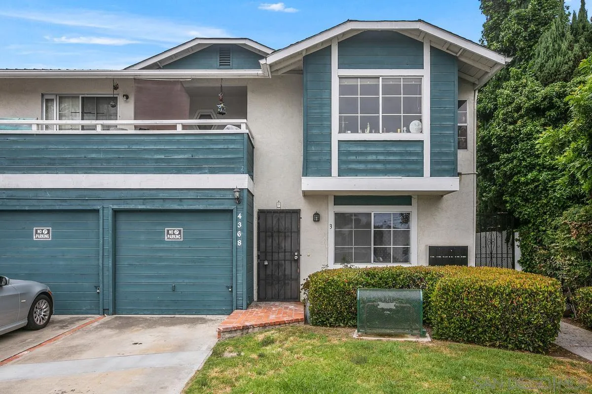 4368 42nd St Unit: 3