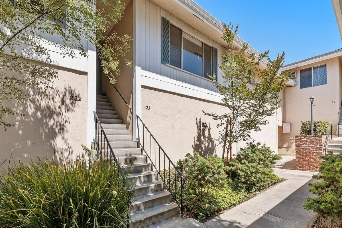 4800 Williamsburg Ln Unit: 223