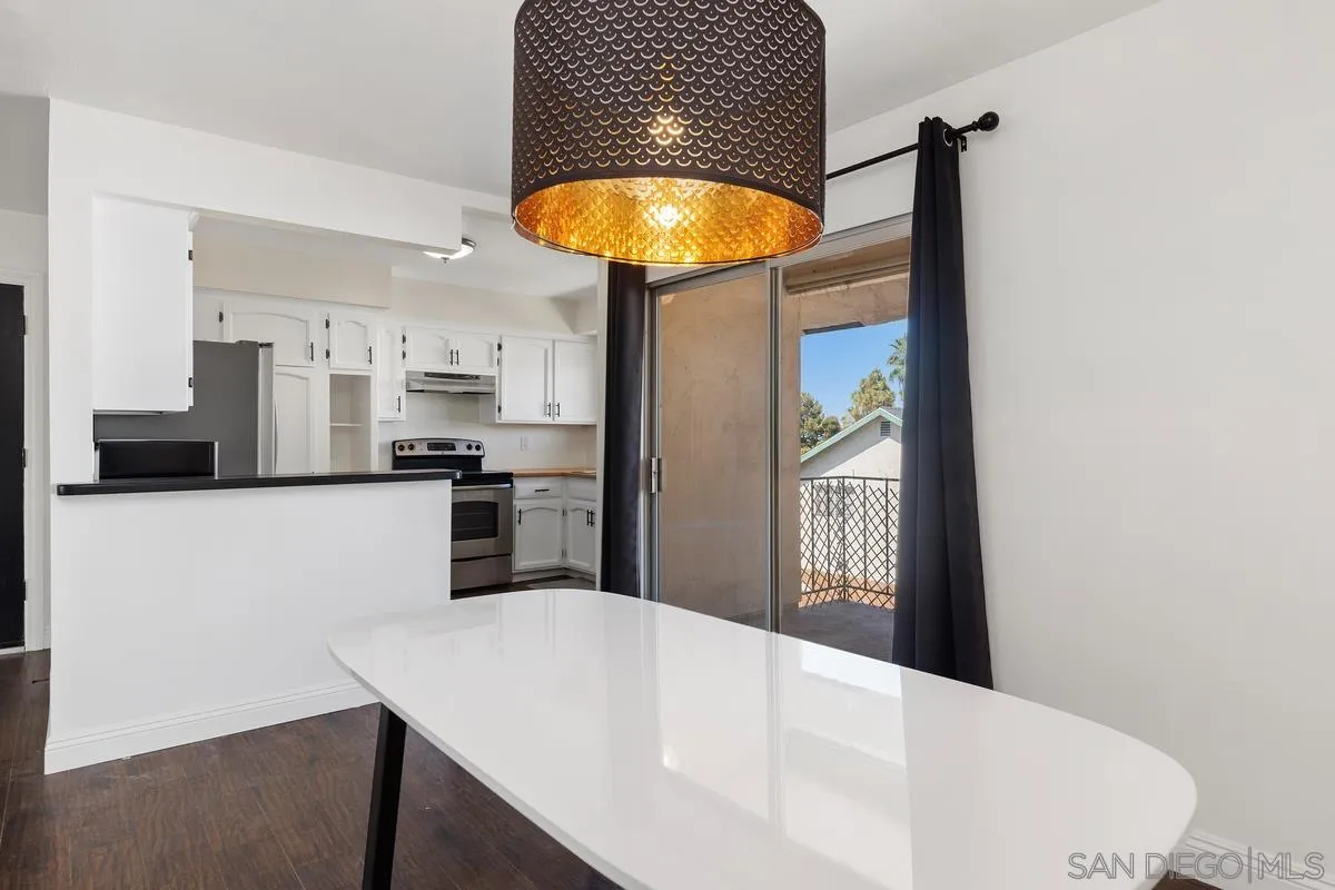 4800 Williamsburg Ln Unit: 223
