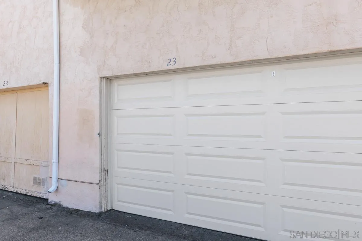 4800 Williamsburg Ln Unit: 223