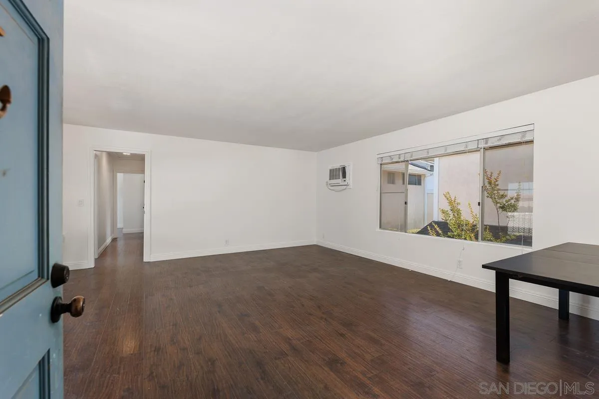 4800 Williamsburg Ln Unit: 223