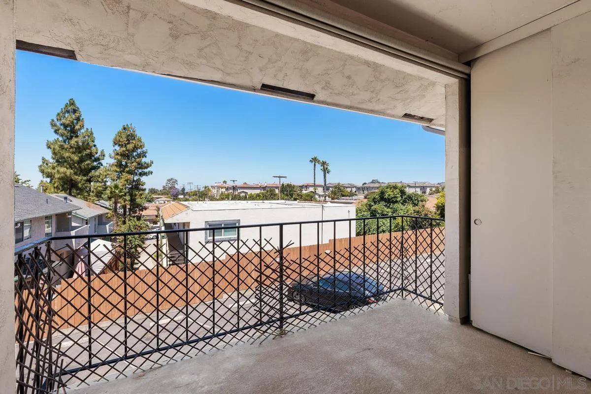 4800 Williamsburg Ln Unit: 223