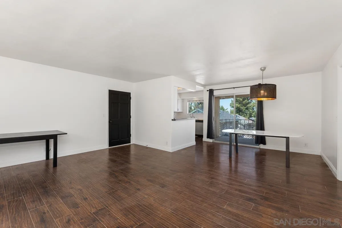 4800 Williamsburg Ln Unit: 223
