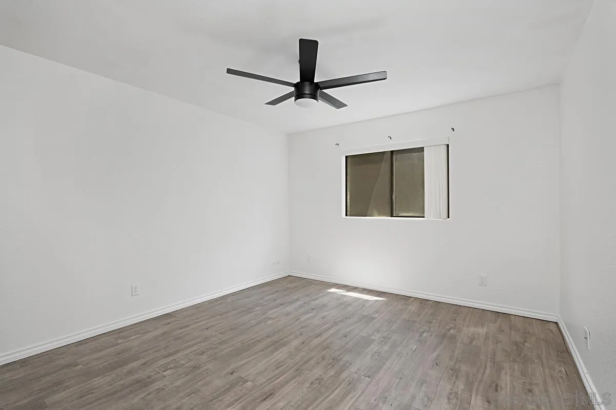 1257 E Grand Ave Unit: F
