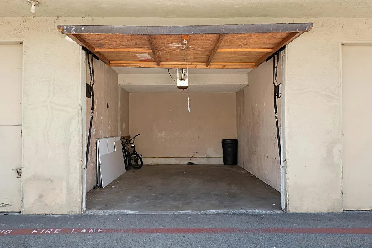 1257 E Grand Ave Unit: F