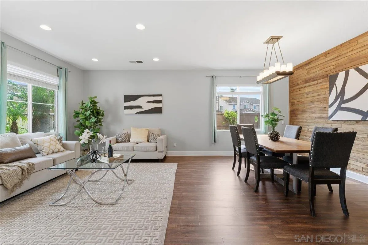 4314 Black Canyon Way