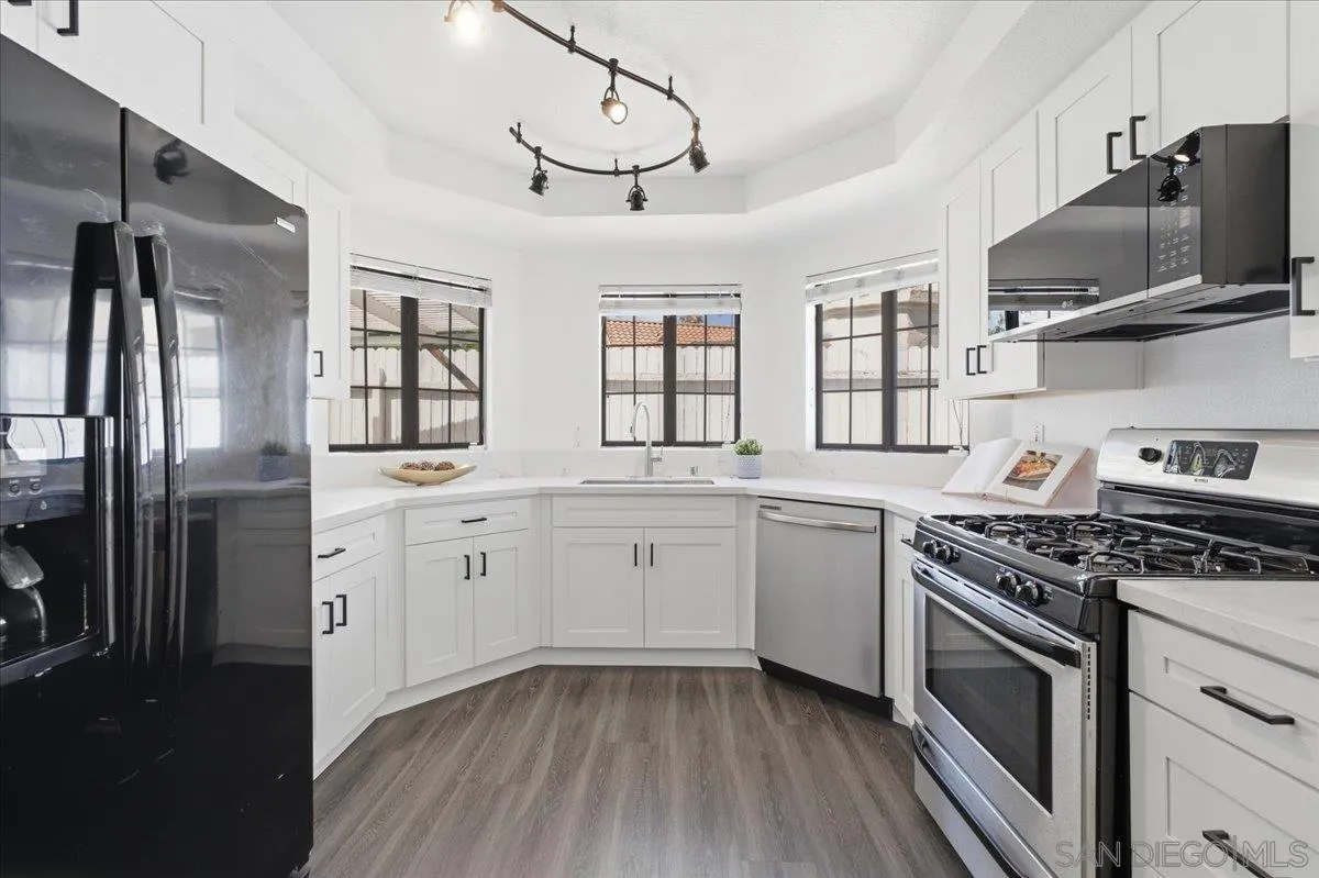 2174 Villa Sonoma