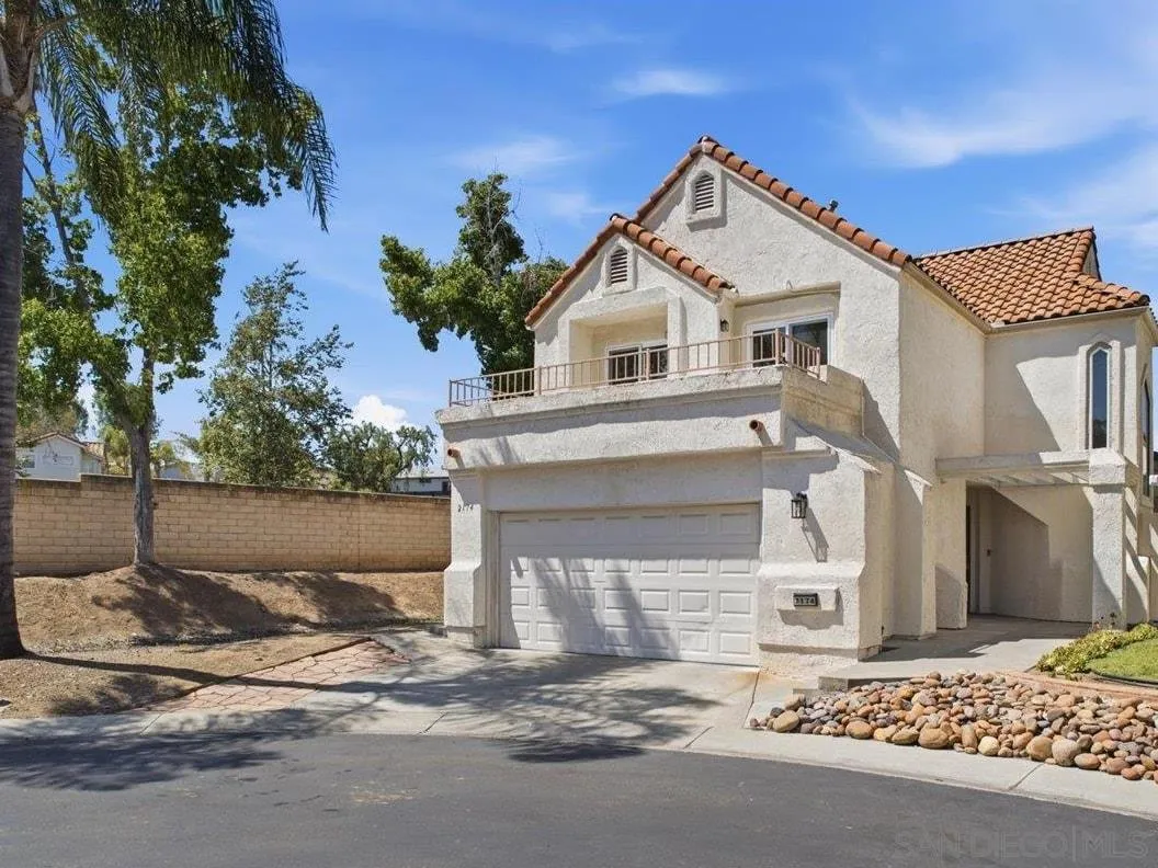 2174 Villa Sonoma