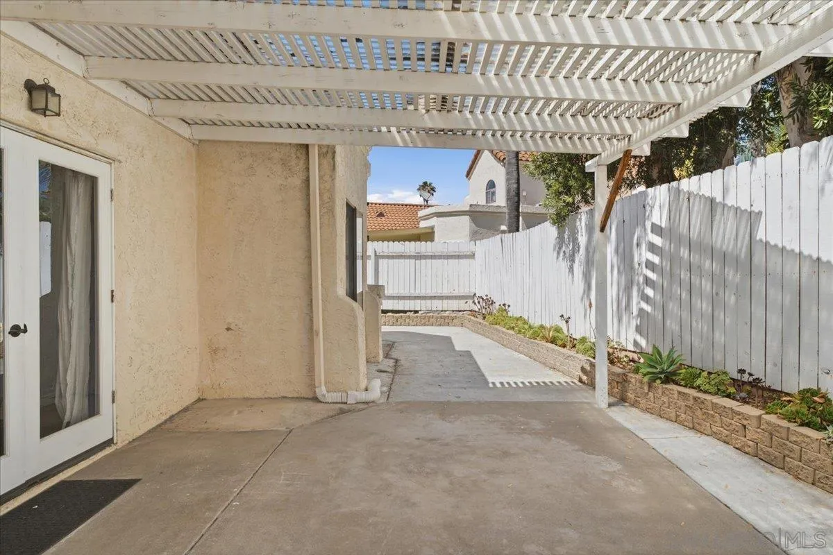 2174 Villa Sonoma