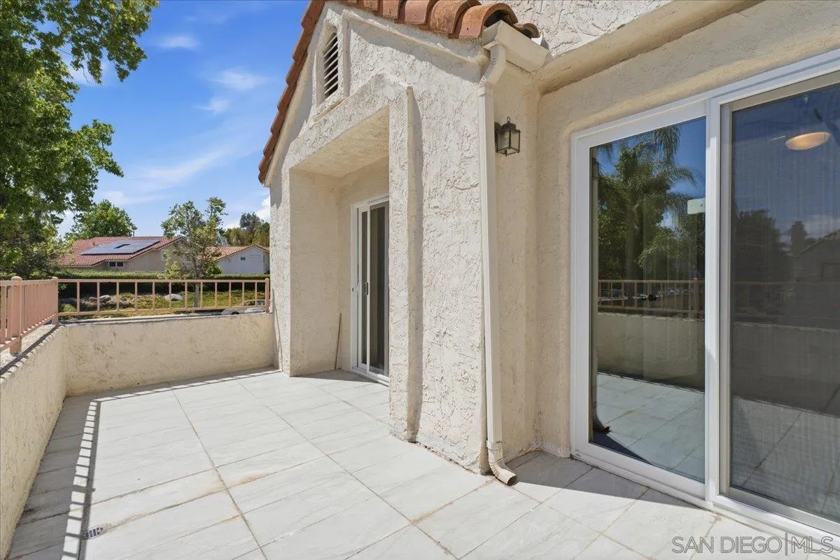 2174 Villa Sonoma