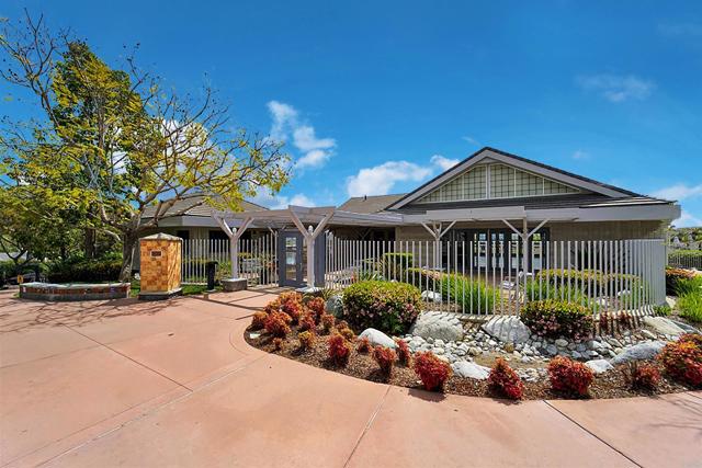 1459 Manzana Way