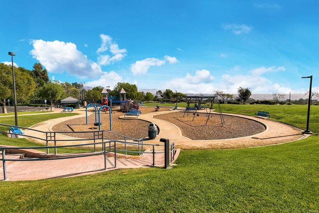 1459 Manzana Way