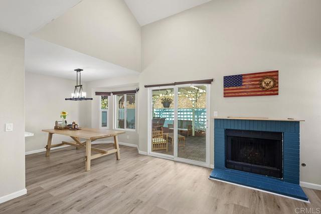 1459 Manzana Way