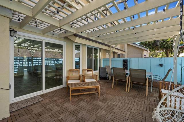 1459 Manzana Way
