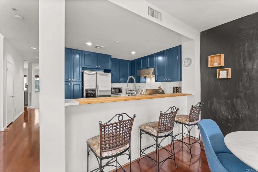 252 E Jeanette Lane