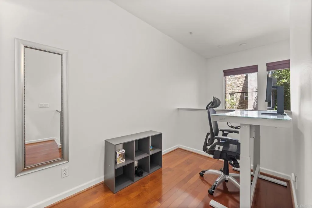 252 E Jeanette Lane