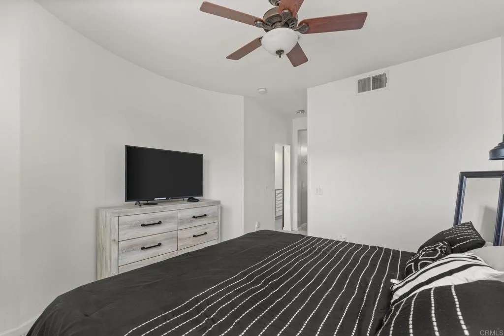 252 E Jeanette Lane