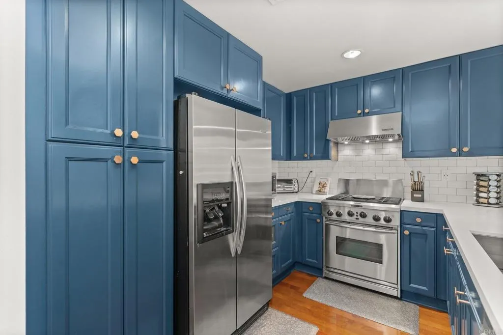 252 E Jeanette Lane