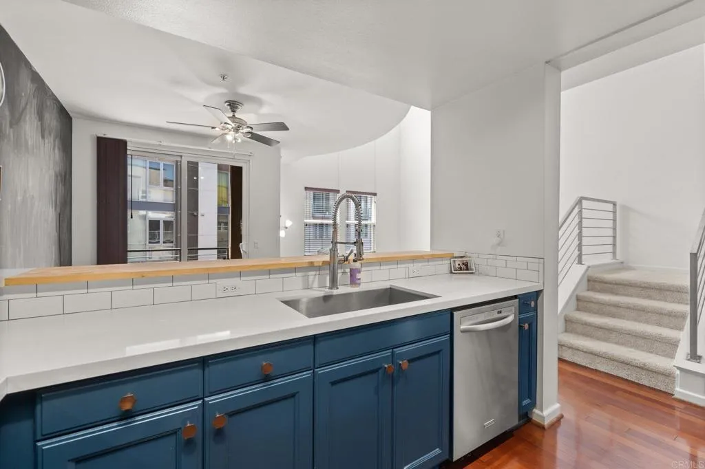 252 E Jeanette Lane