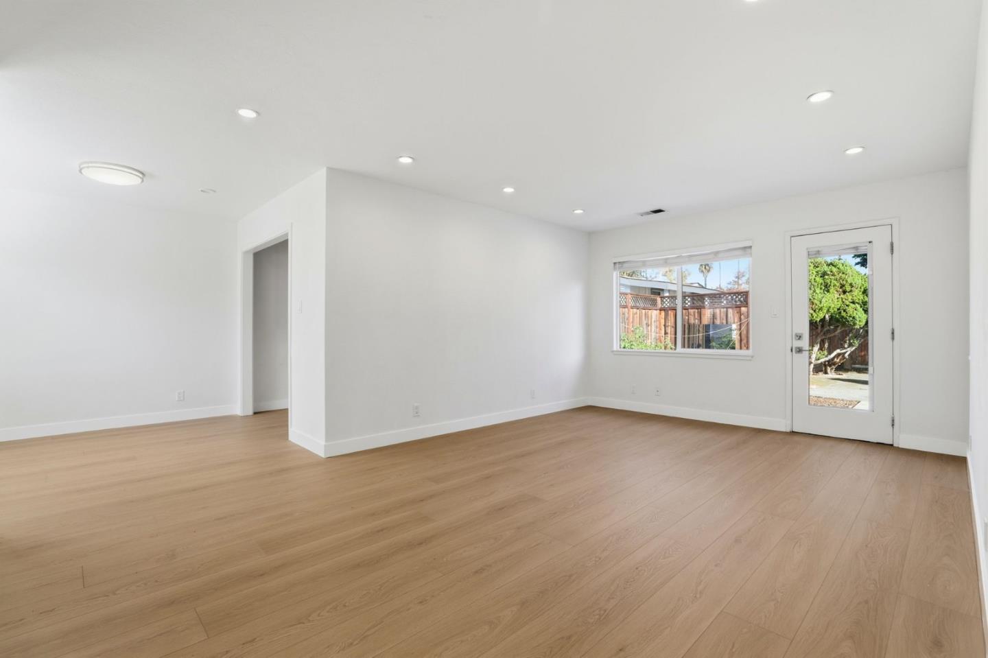 440 North Milton Avenue