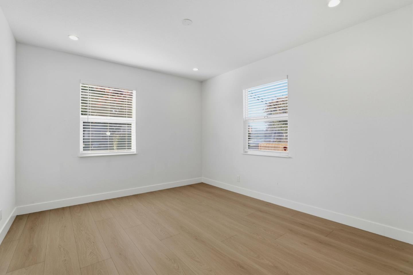 440 North Milton Avenue