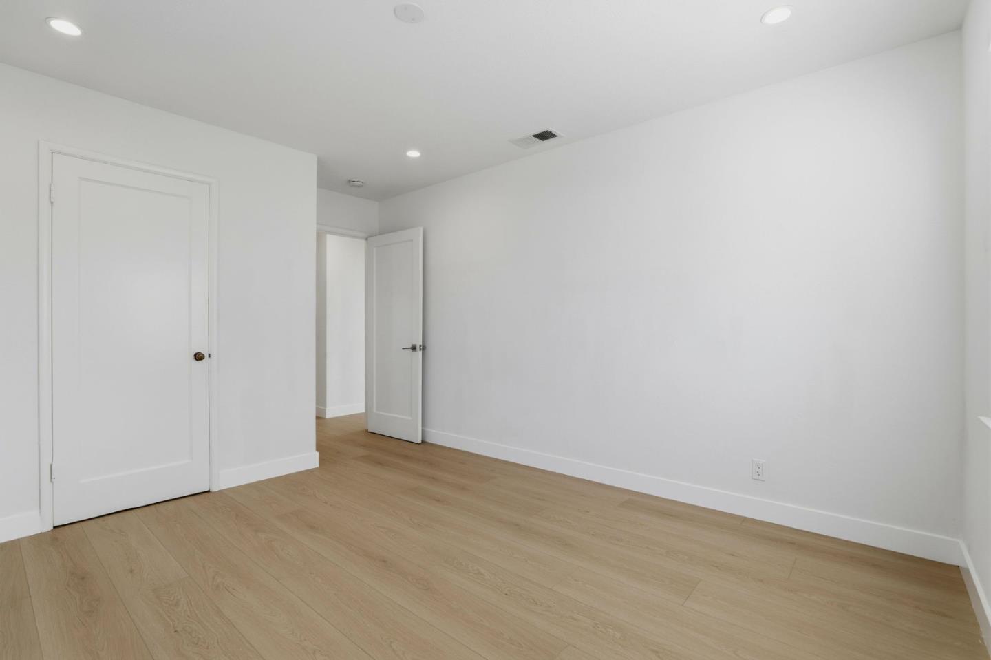 440 North Milton Avenue