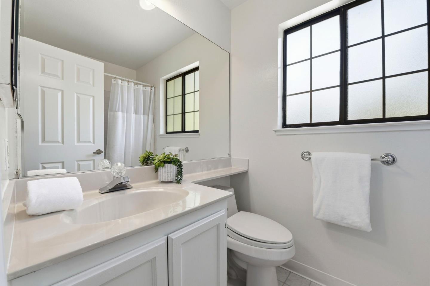 452 Mountain Laurel Court