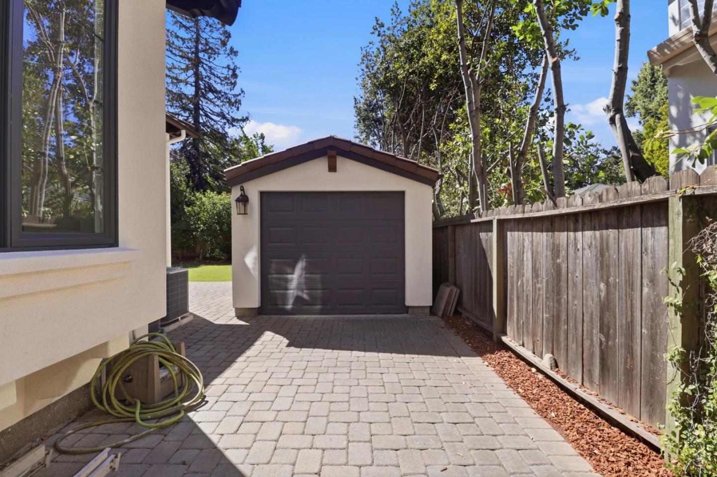 568 Irven CT