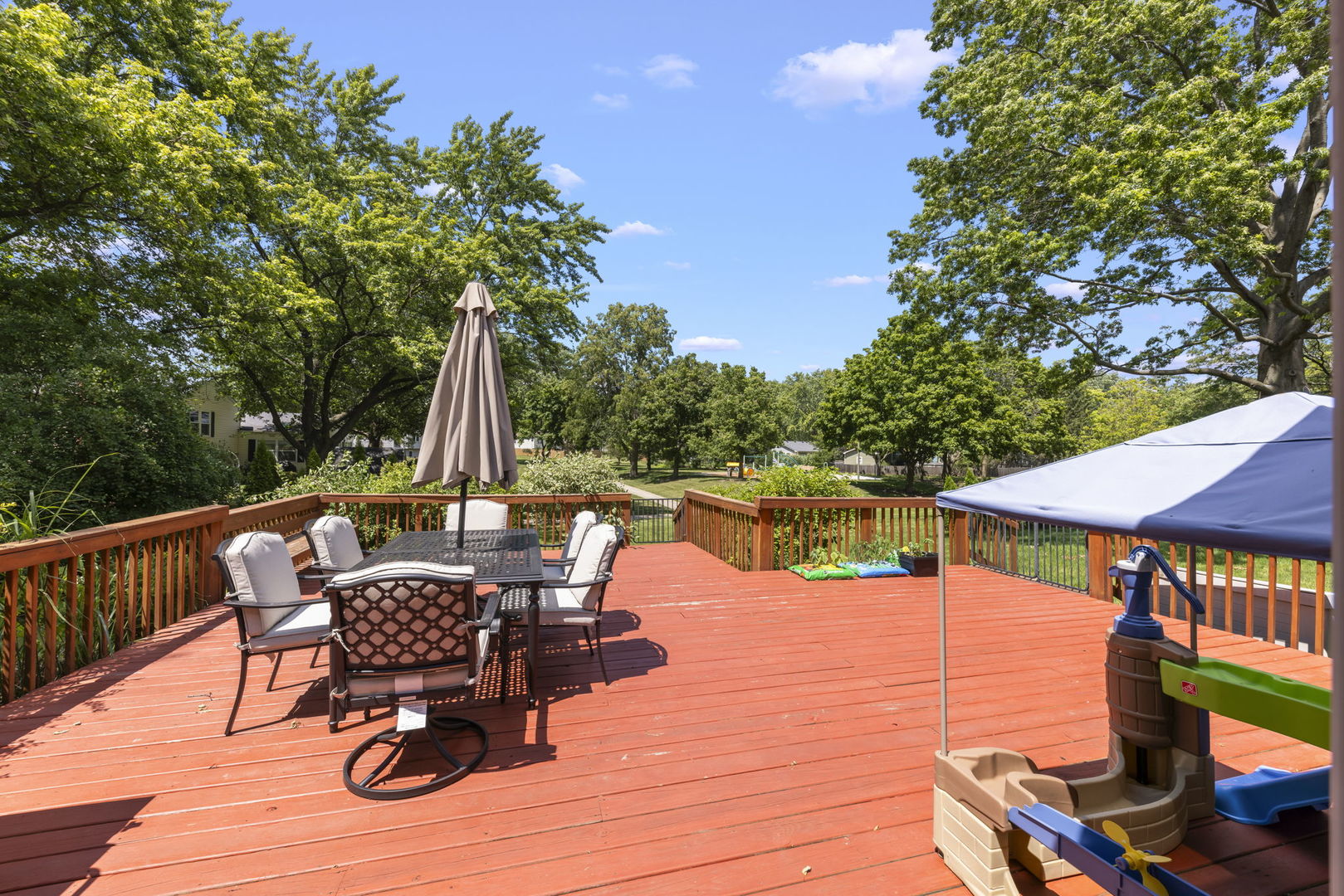 215 Longridge Court