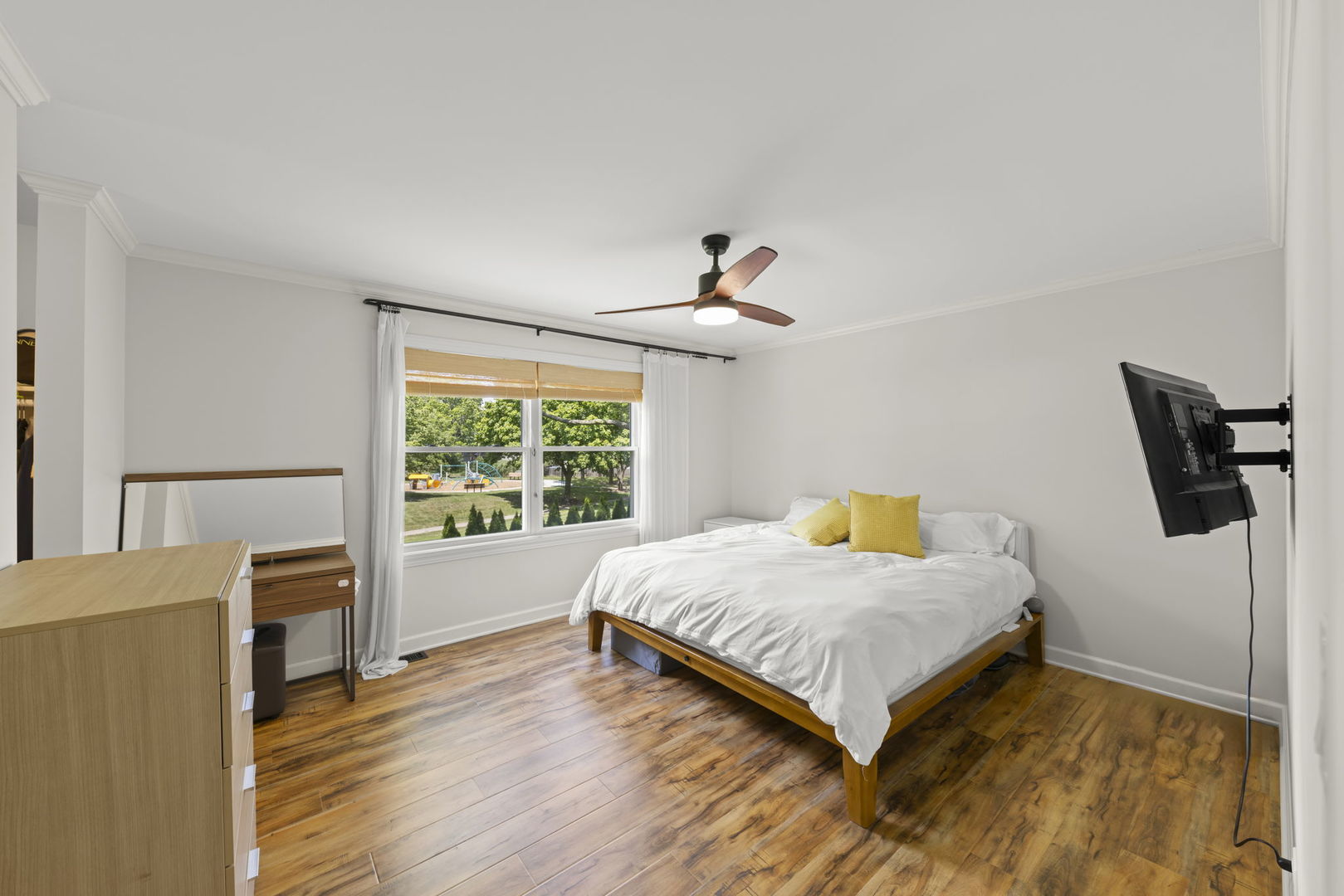 215 Longridge Court