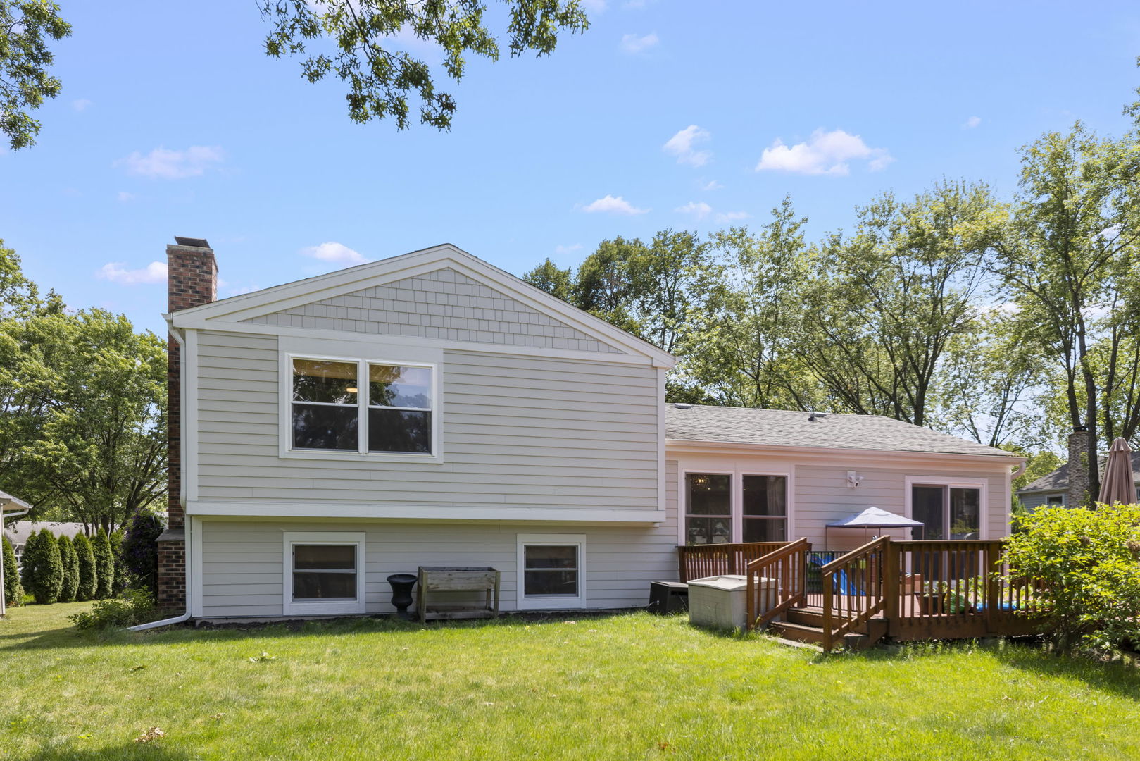 215 Longridge Court