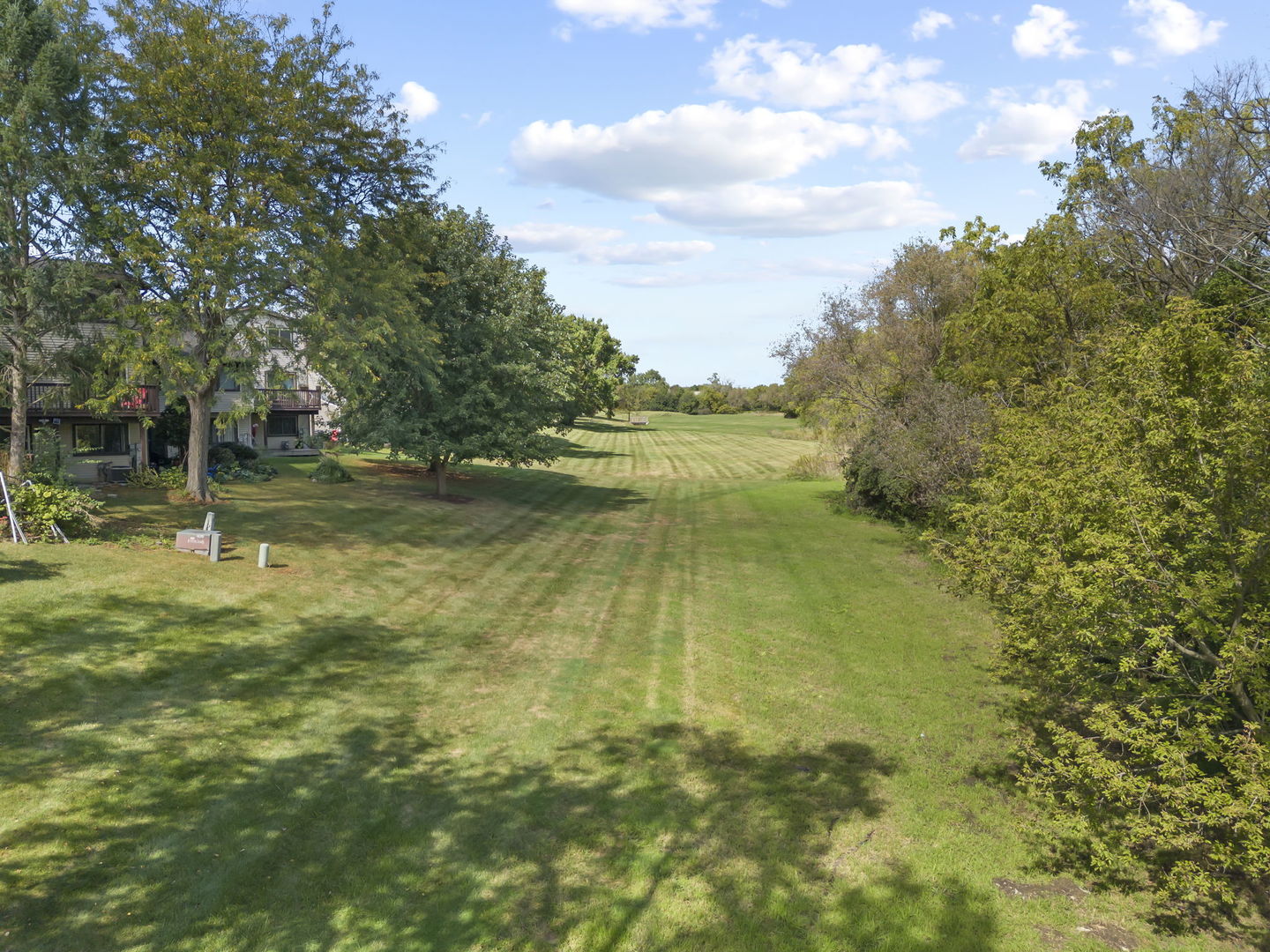 3S255 Briarwood Drive