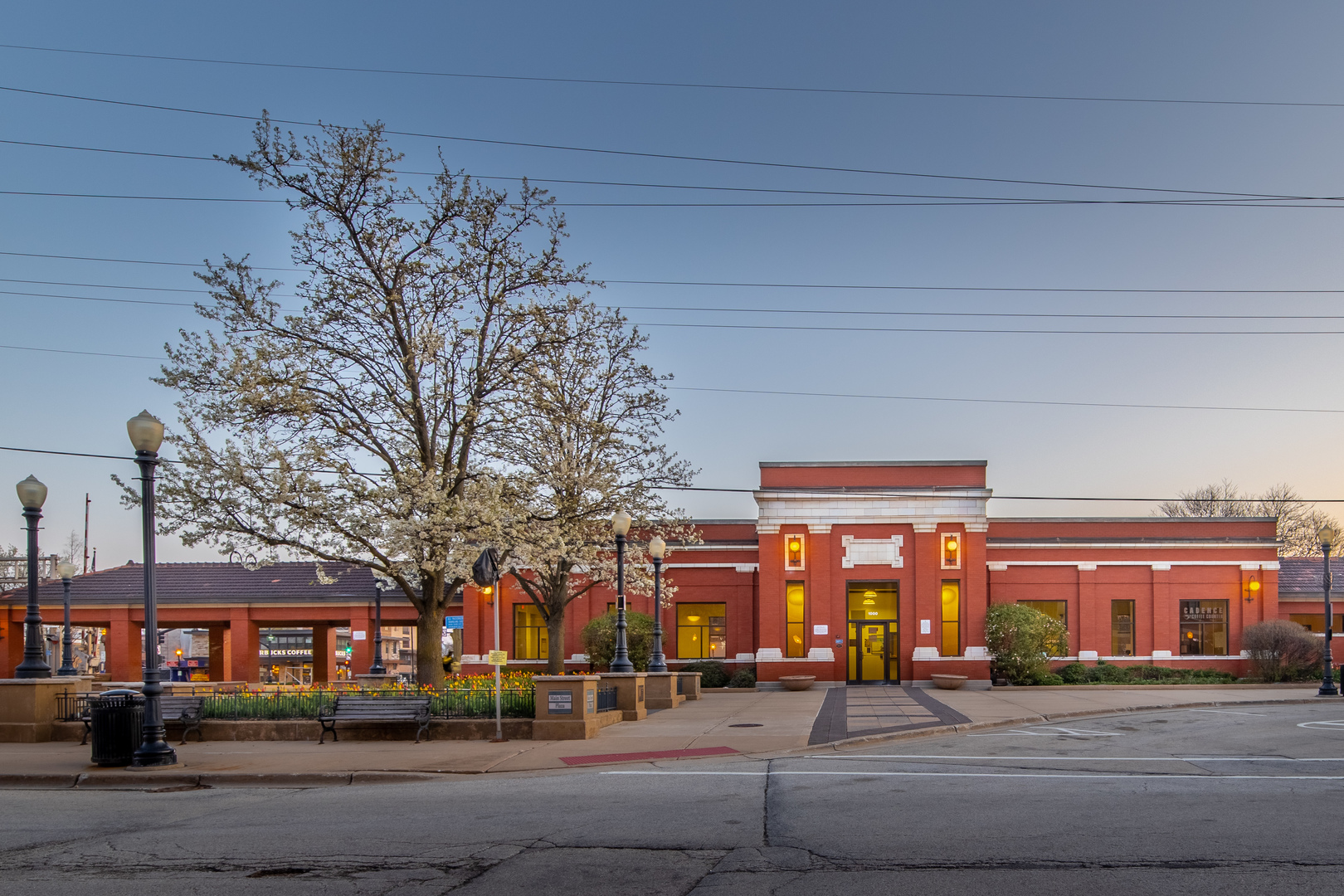 1132 Curtiss Street Unit: 2B