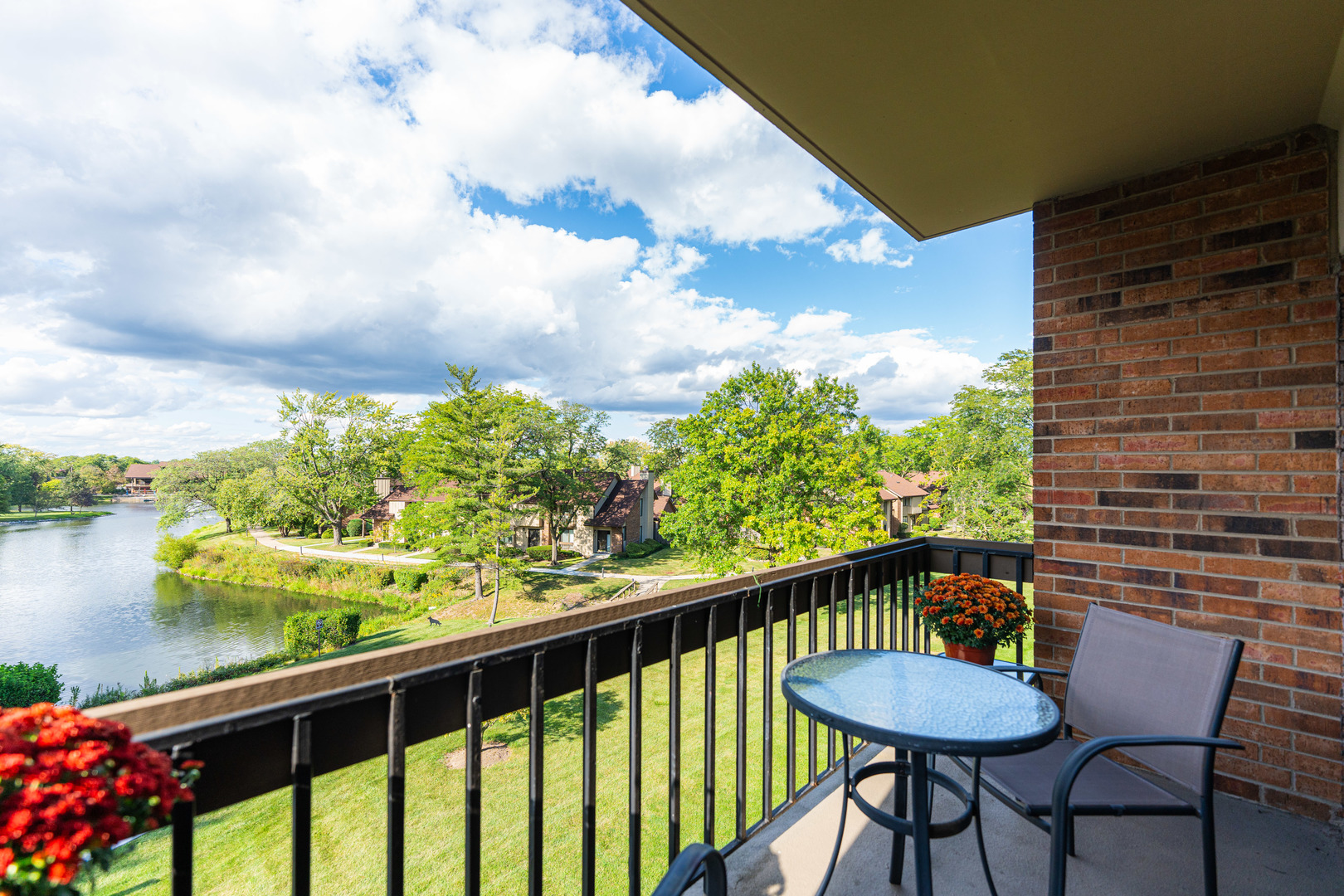 77 Lake Hinsdale Drive Unit: 313