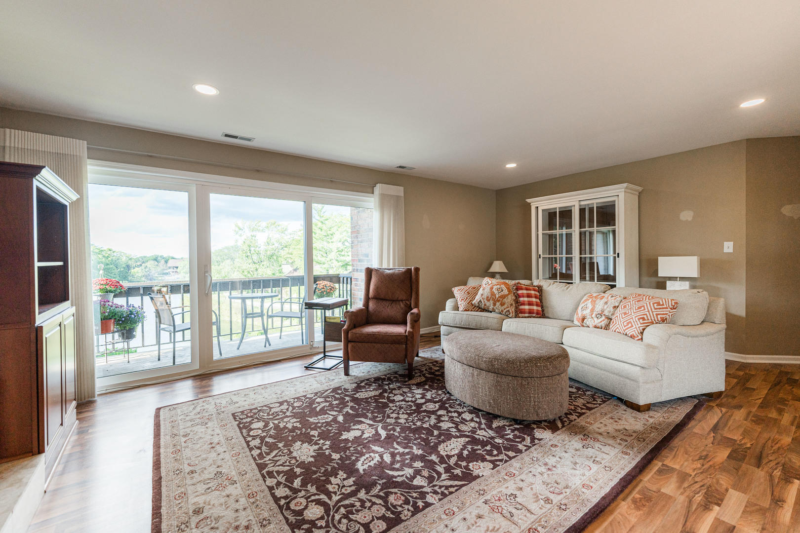 77 Lake Hinsdale Drive Unit: 313