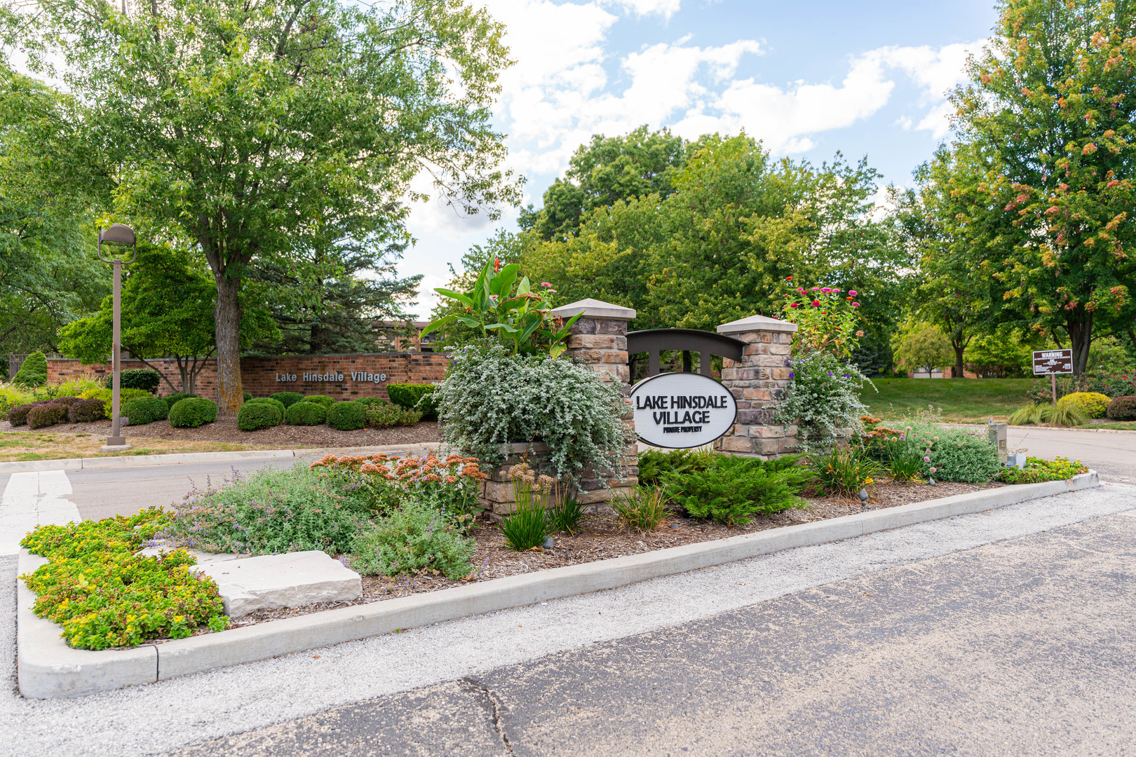 77 Lake Hinsdale Drive Unit: 313
