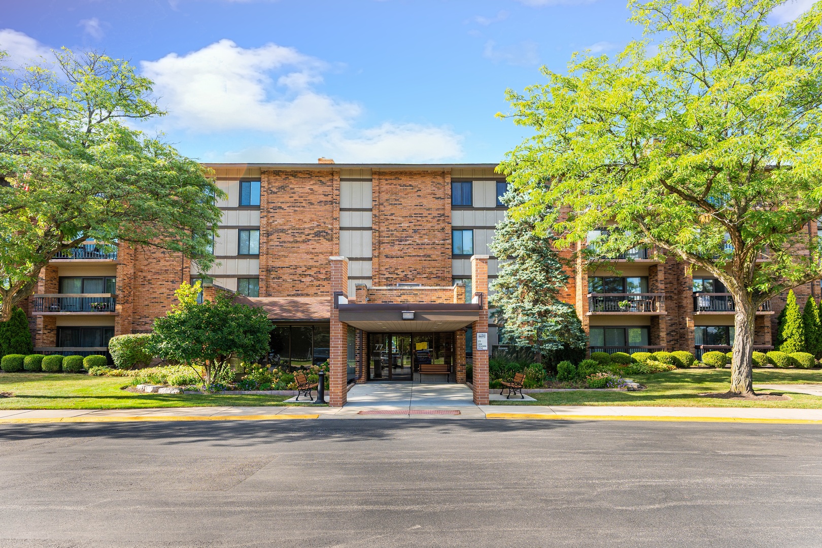 77 Lake Hinsdale Drive Unit: 313