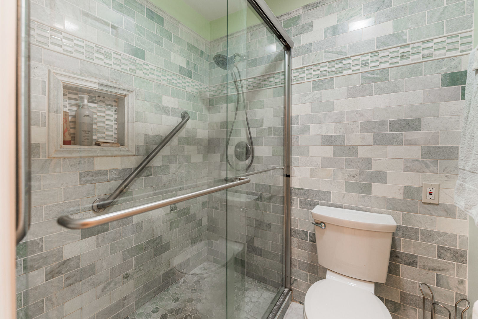 77 Lake Hinsdale Drive Unit: 313