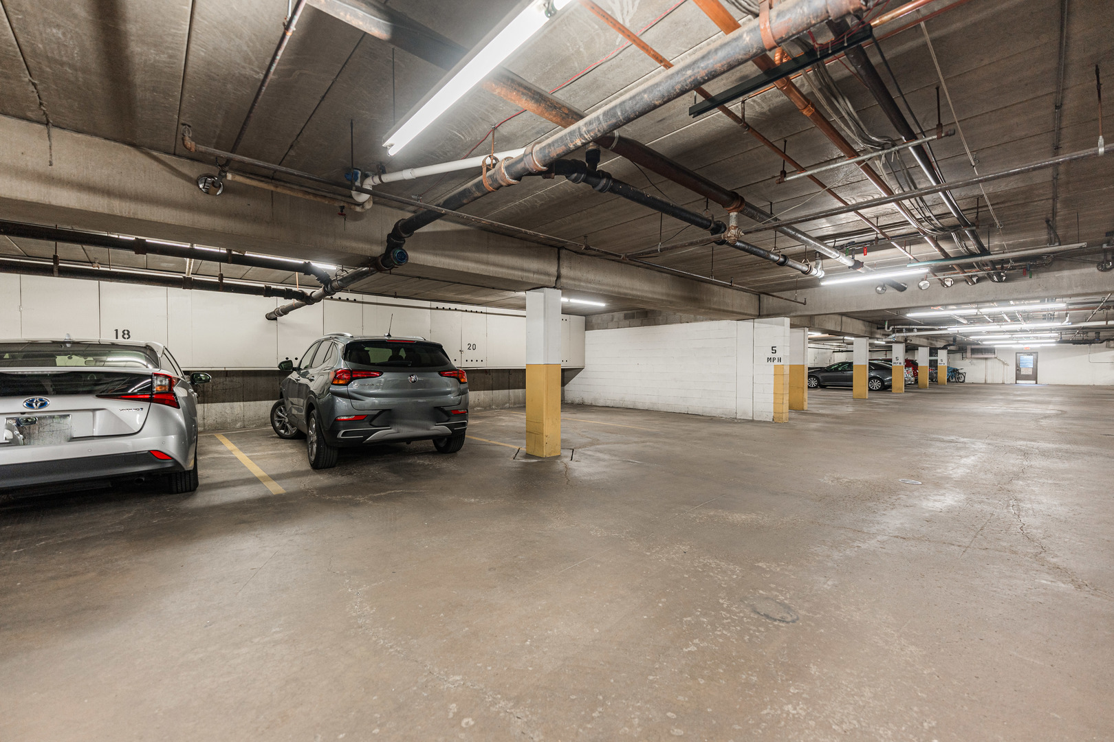 77 Lake Hinsdale Drive Unit: 313