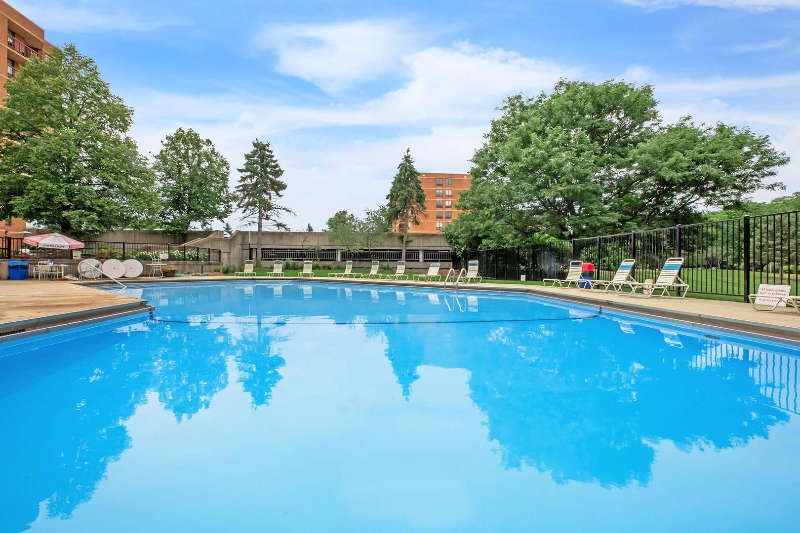 5900 Oakwood Drive Unit: 2A