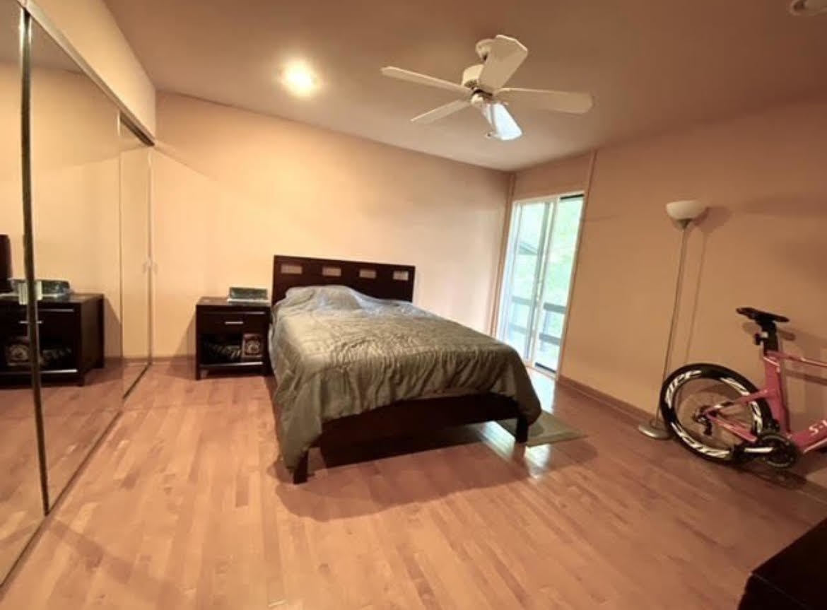 1615 Maple Terrace Unit: 3M