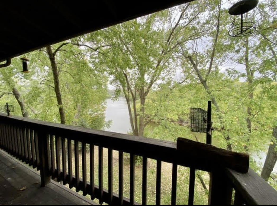 1615 Maple Terrace Unit: 3M